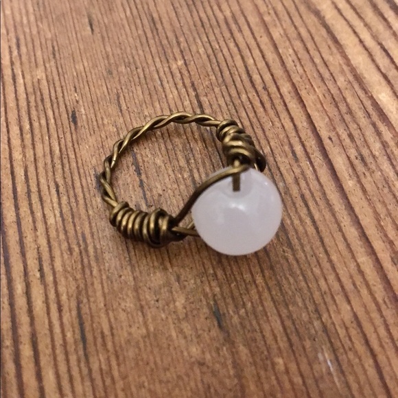 Rose Quartz Ladies Wire Wrap Artisan Ring,  Handmade Ladies Ring,  Size 8 - Picture 3 of 4